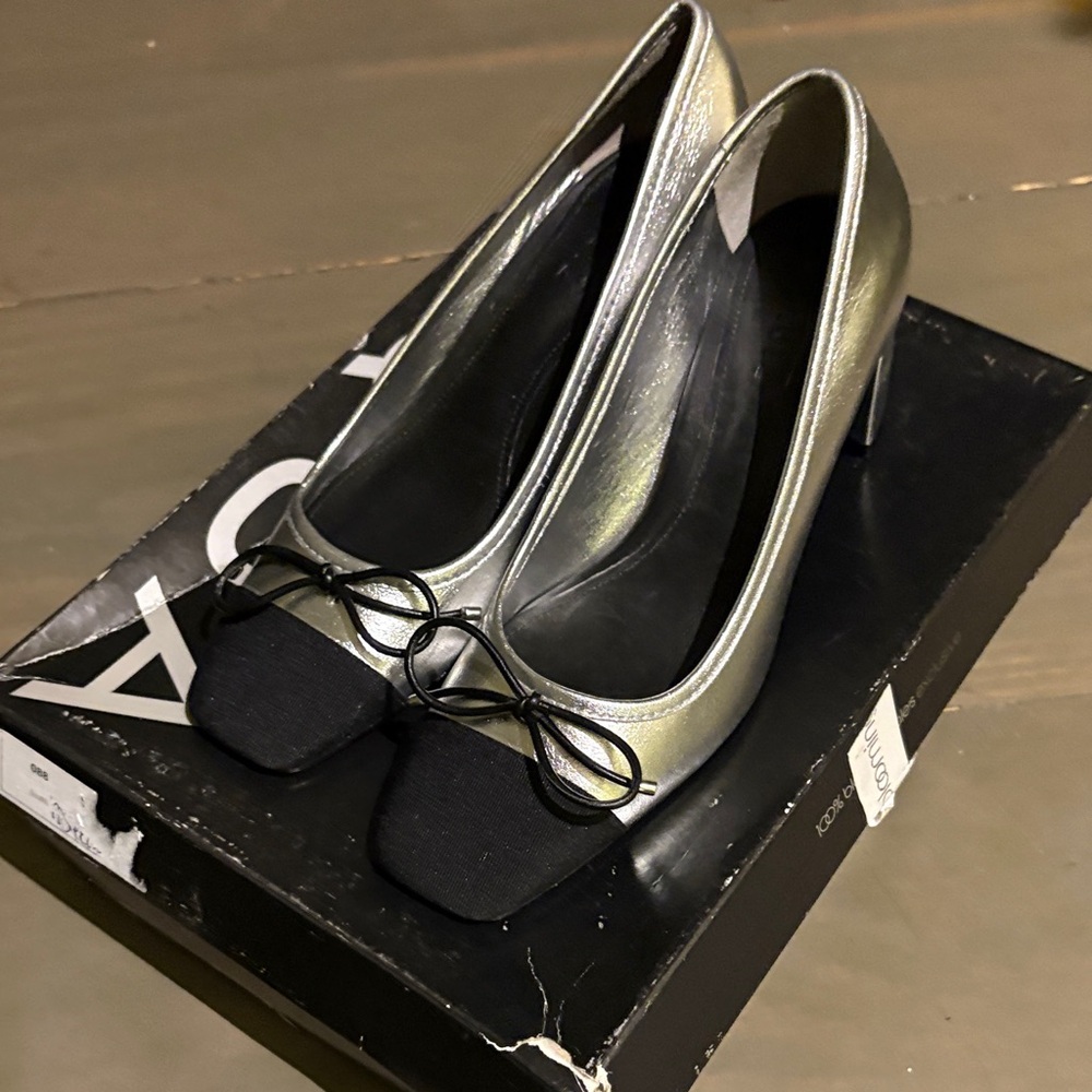 Schultz Metallic Silver and Black Heels
